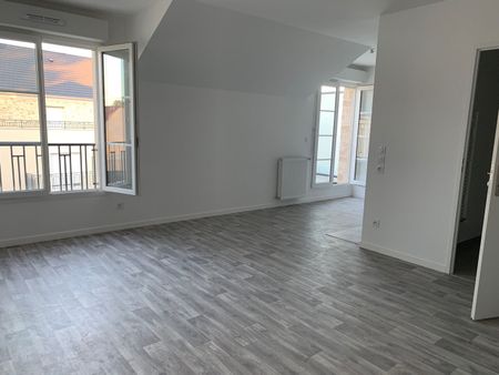 Location appartement 1 pièce, 33.86m², Villeneuve-Saint-Denis - Photo 4