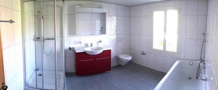 Charmantes 7.5-Zimmer-Einfamilienhaus in Giswil – Ruhige Lage mit Bergblick - Photo 4