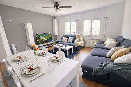 2 room luxury Flat for rent in Barcelona, Catalonia - Photo 2