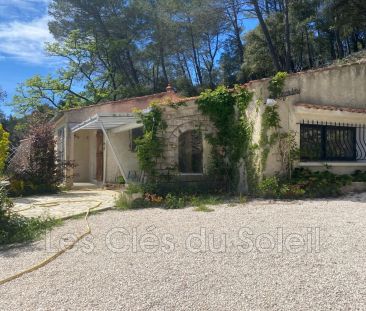 Location maison 2 chambres 62 m² Méounes-lès-Montrieux - Photo 2