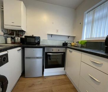 Columbine Close, Middlesbrough, Marton-In-Cleveland - Photo 2