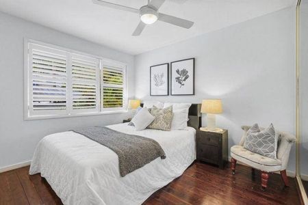 Luxury home - semi detached self contained area for rent - Photo 3