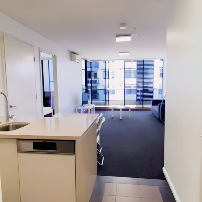 2 bed 2 bath-510 - Photo 2