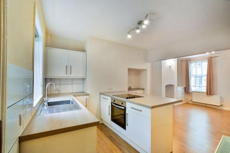 2 bedroom terraced house to rent - Photo 3