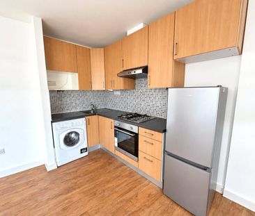 1 bedroom property to rent - Photo 4