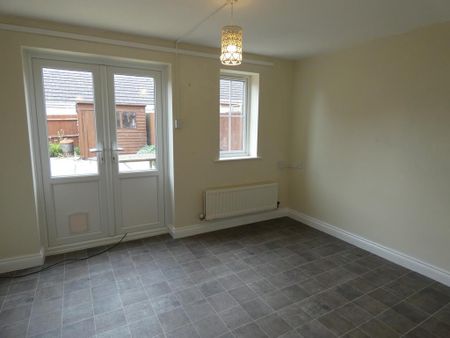 4 bedroom townhouse to rent - Photo 3