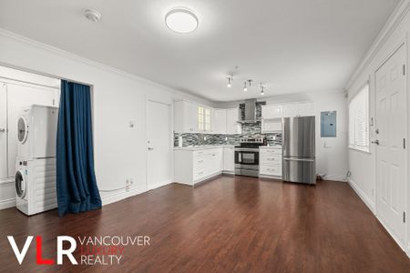 2810 East 15th Avenue - Photo 4