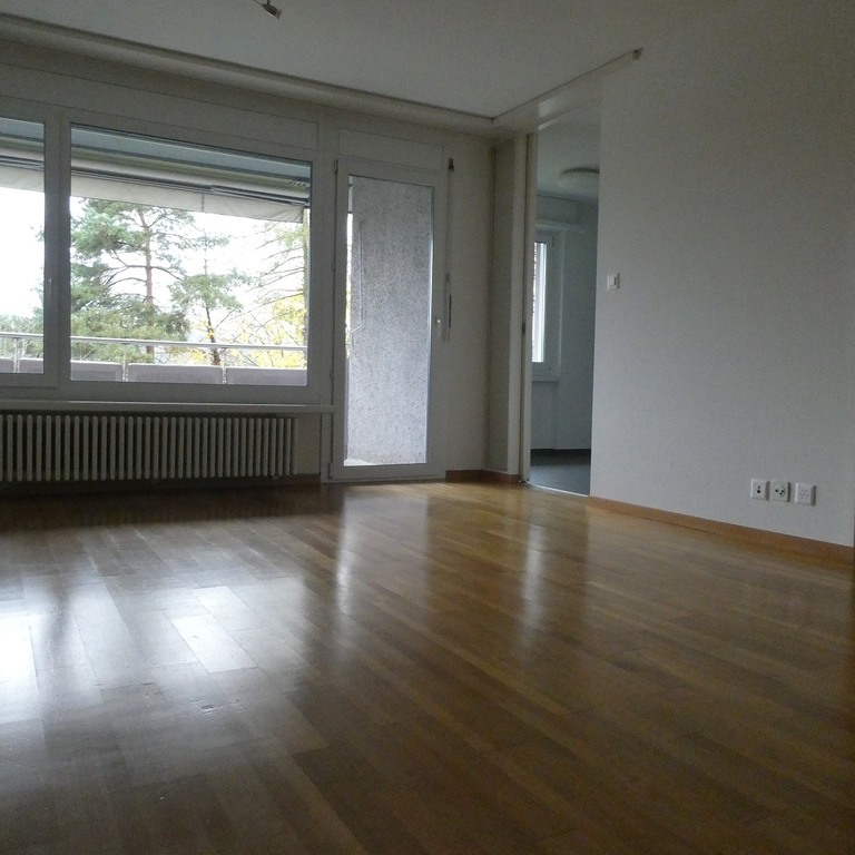 Zentral gelegen in schöner grüner Umgebung - Photo 1