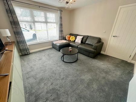 63 Ashbourne Manor Square, Newtownabbey, BT38 8GB - Photo 2
