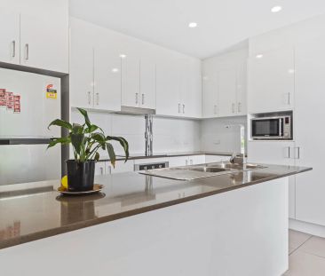 Unit in heart of Chermside - Photo 1