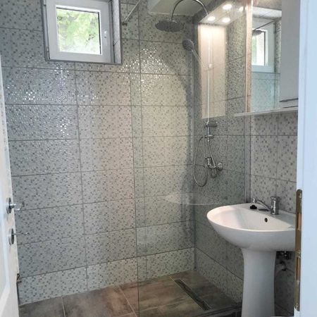 2 camere - Calea Calarasilor - Fotografie 4