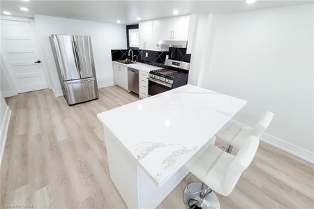 For Lease - 237 Fernwood Crescent Unit# 2, Hamilton, Ontario - Photo 5