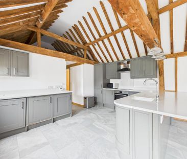 2 bedroom barn conversion to rent - Photo 5