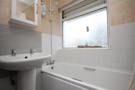 3 bedroom house to rent - Photo 5