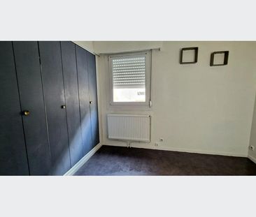 Appartement à Louer à LILLE 597 € - Photo 2
