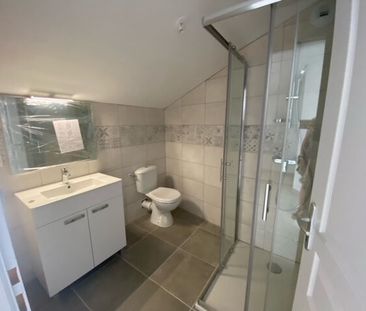 Location Appartement 3 pièces 68m² - Photo 3