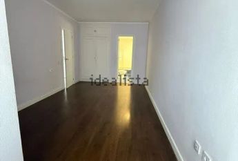 Alquiler de piso en Zona San José - Varela