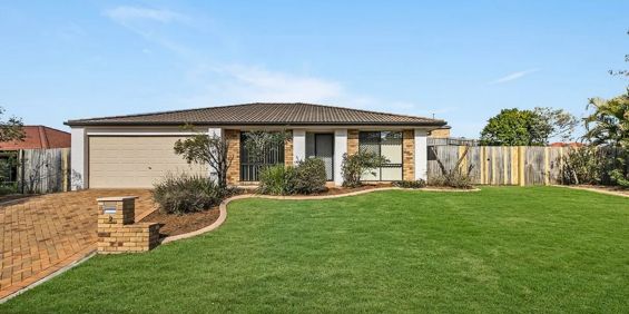 Spacious 4-Bedroom Family Home in Arana Hills - Photo 3