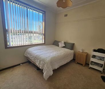 Close to Town - Photo 3