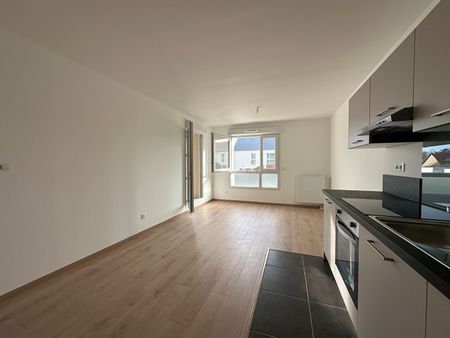 Location Appartement 2 pièces 42m² - Photo 2