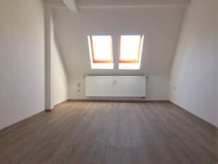 +++ Helle Dachgeschoss-Wohnung mit Tageslichtbad und Dusche +++ - Foto 3