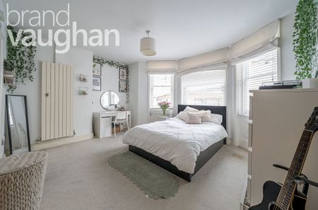 3 bedroom apartment to rent - Photo 5