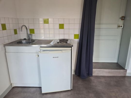 Location Appartement 2 pièces 29m² CLERMONT FERRAND 63000 - Photo 1