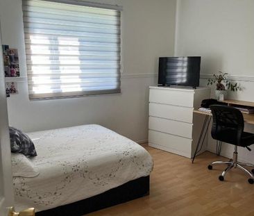 5 ½ à louer, situé dans un quartier résidentiel calme au 4540 Duboi... - Photo 1