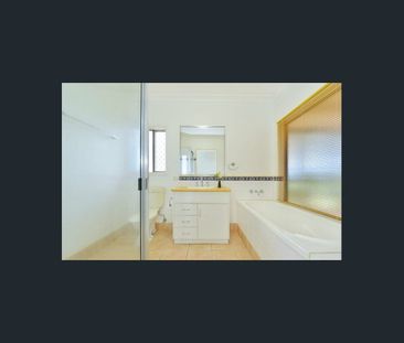 Well-Presented 3-Bedroom Home with Outdoor Space + Pool - Photo 6