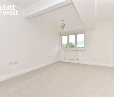 3 bedroom apartment to rent - Photo 5