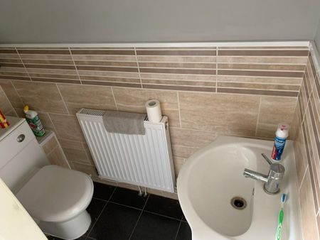 1 bedroom property with land to rent - Photo 5