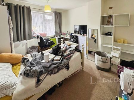 3 bedroom semi-detached to rent Preston Drive, IP1 - Photo 3