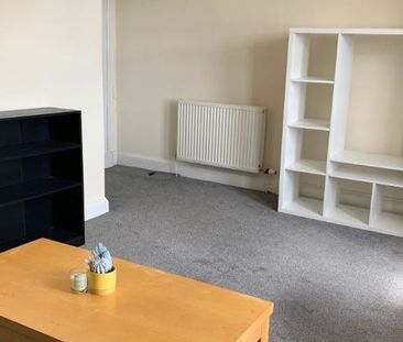 2 bedroom parking to rent - Photo 1