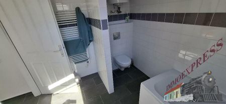 Unbefristete Dachgeschoßwohnung in der Märzstraße Nähe S-Bahn - kein Lift ! Einzug 15.12.25 oder 1.1.26 - Photo 3