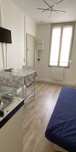 STUDIO MEUBLÉ QUARTIER SAINT HONORÉ - TOUTES CHARGES COMPRISES - Photo 3