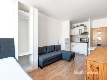 Pronájem bytu 1+kk 25 m2 - Fotografie 2