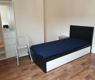 Location Appartement 4 pièces 66m² LE CREUSOT 71200 - Photo 6