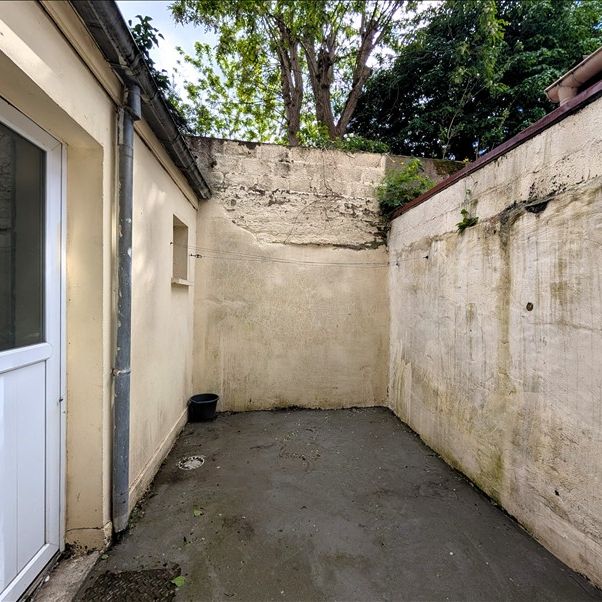 1 pièce - Meublé - 24,6 m² - RDC - Colocation non autorisée - Photo 1