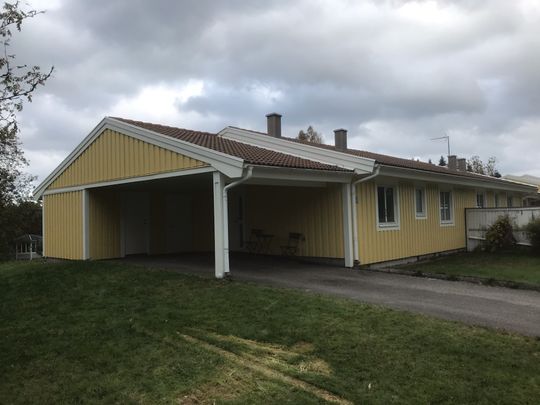 Lindstorpsvägen 9 - Foto 1