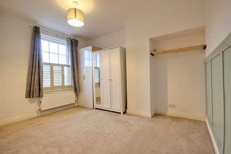 Norwood Grove, Beverley, HU17 - Photo 4