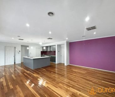 “A STYLISH HOME DESIGNED FOR FAMILIES” - Photo 3