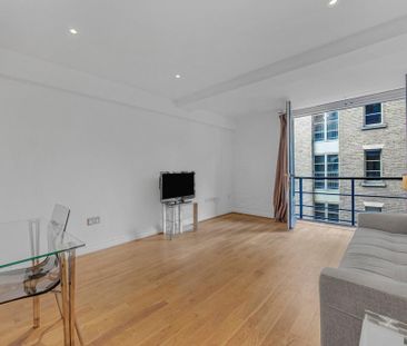 1 bedroom flat to rent - Photo 1