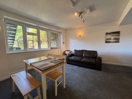 Old Lawn School Lane, St. Austell, PL25 - Photo 5