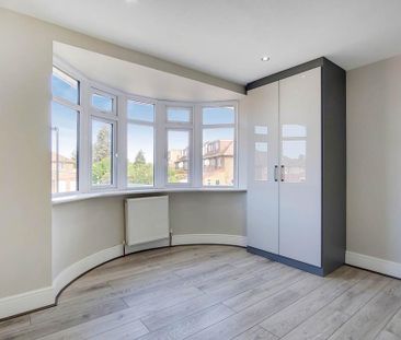 3 bedroom flat to rent - Photo 1