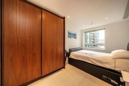 3 bedroom flat to rent - Photo 3