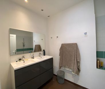 Location Maison 4 pièces 92m² LILLE 59000 - Photo 3