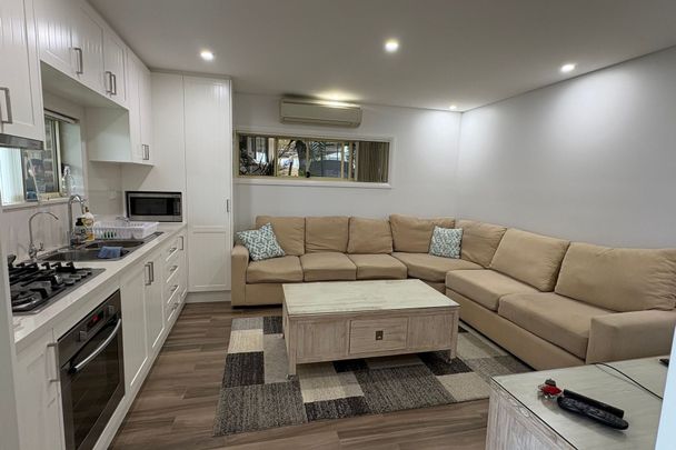 2 BEDROOM GRANNY FLAT - Photo 1