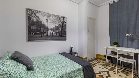 Calle de la Virgen del Puig, Valencia, Valencian Community 46011 - Photo 3