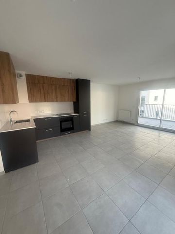 Location Appartement 3 pièces 73m² AIX LES BAINS 73100 - Photo 3