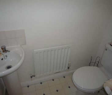 Double Bedroom House With Garden - Magnolia Gardens, Edgware, HA8 - Photo 6